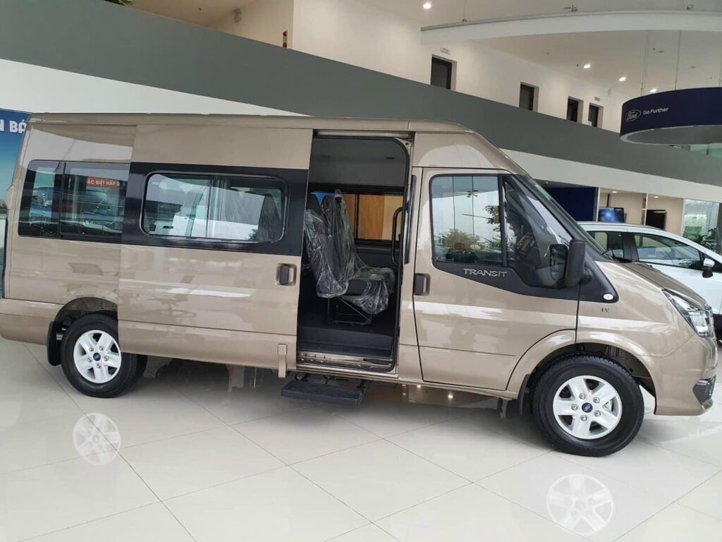 Tìm hiểu về Bảng Giá Xe 16 Chỗ Từ Sân Bay Tân Sơn Nhất Về Trung Tâm TP.HCM